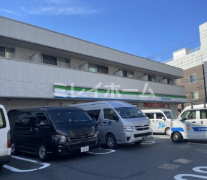 コンビニ　ファミリーマート 東大井三丁目店（コンビニ）まで1086m