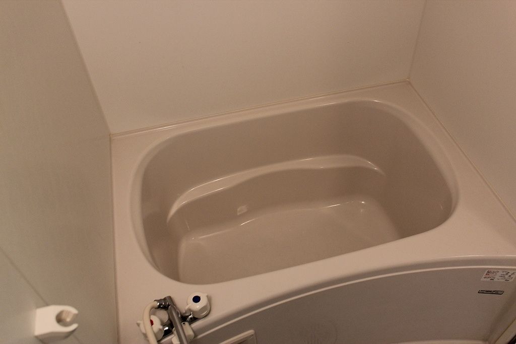 バス・シャワールーム　バス・トイレ独立タイプ