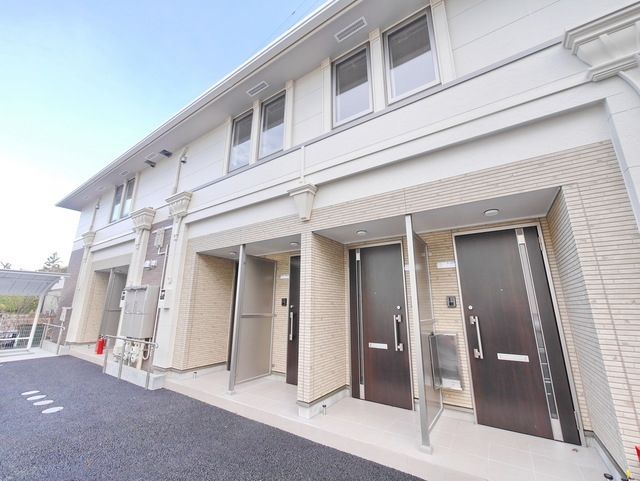 エントランス　★お部屋探しは株式会社タウンハウジング東京まで★