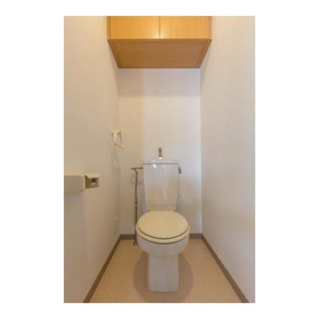 トイレ　※写真は同タイプ住戸です。