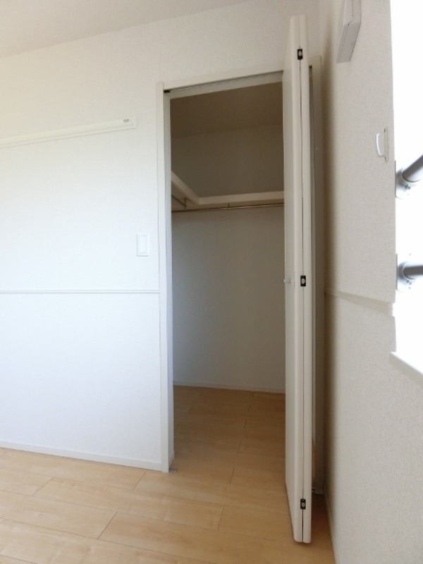 収納　図面と現状に相違がある場合には現状を優先