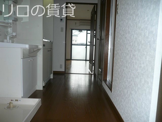 玄関　別号室