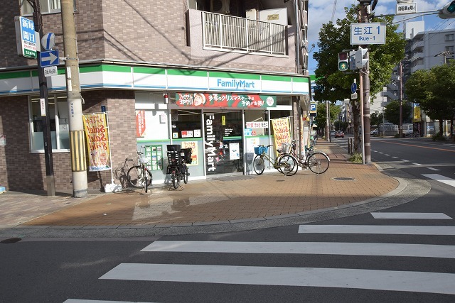 コンビニ　ファミリーマート　天満二丁目（コンビニ）まで734m