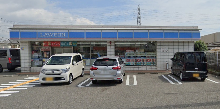 コンビニ　ローソン 持子二丁目店（コンビニ）まで802m