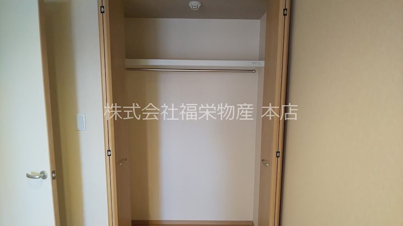 収納　クローゼット
