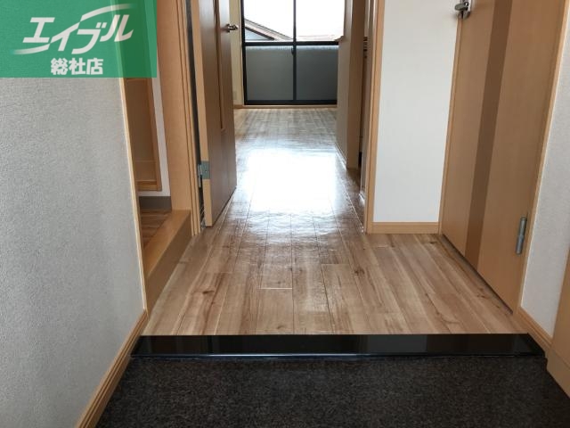 玄関　玄関