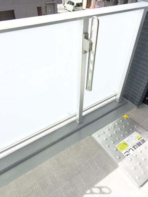 バルコニー　バルコニー