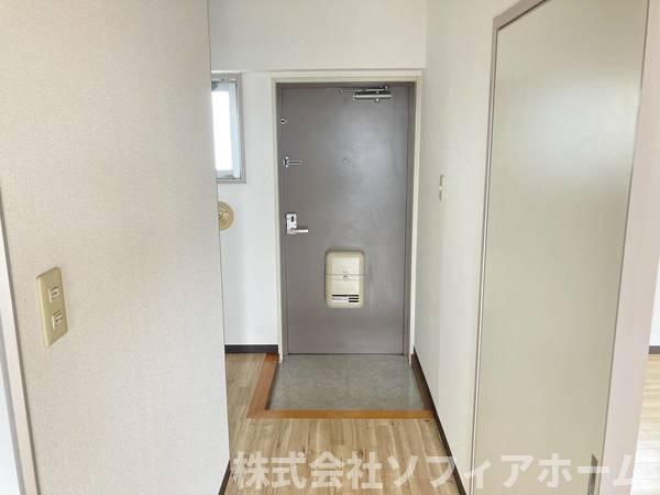 玄関　ビレッジハウスの同一物件・同一タイプの間取りの写真です