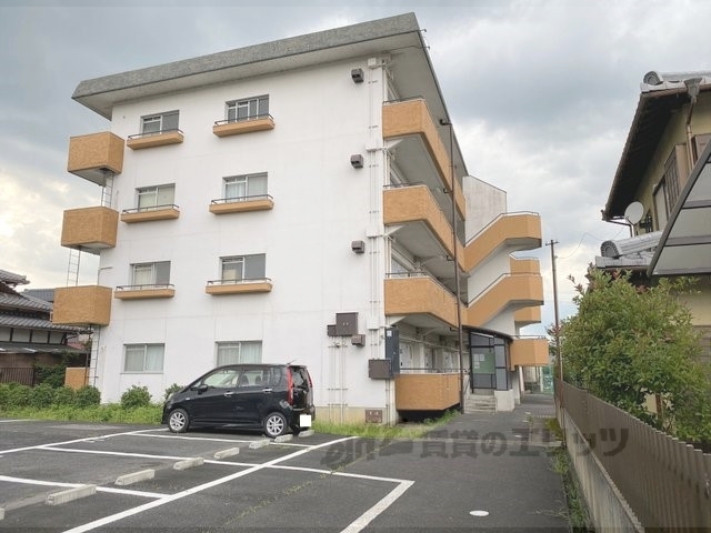 藤マンションの外観写真