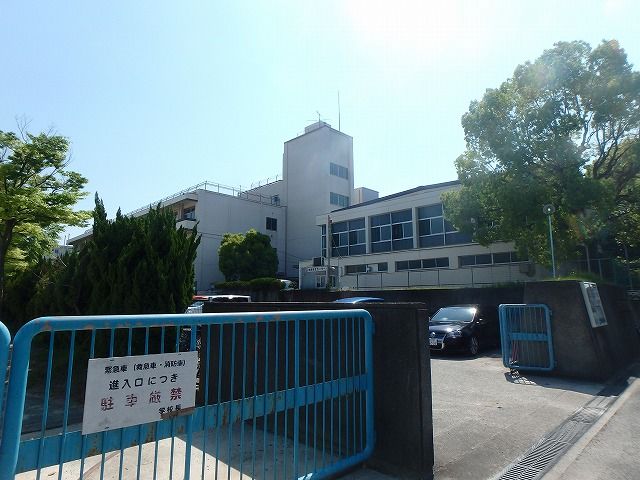 小学校　豊川南小学校（小学校）まで703m