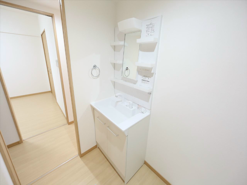 洗面設備　脱衣所　独立洗面台（シャンプードレッサー）
