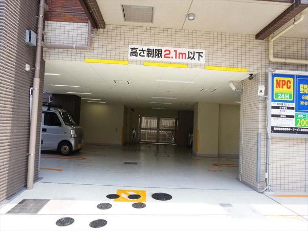 駐車場　駐車場