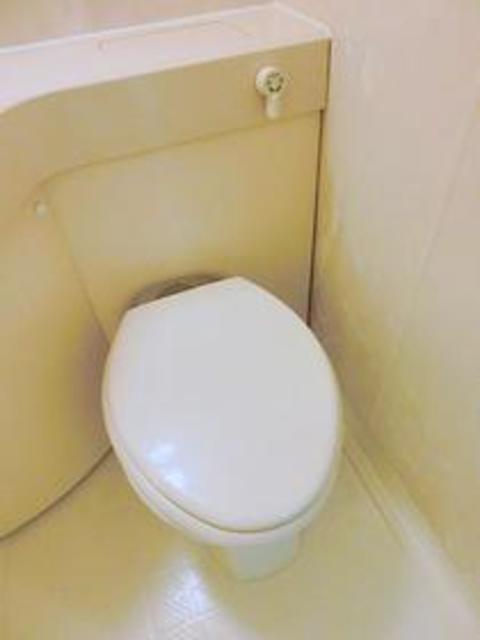 トイレ　室内参考写真