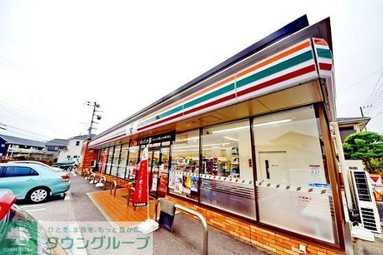 コンビニ　セブンイレブン茅ヶ崎小桜町店（コンビニ）まで160m