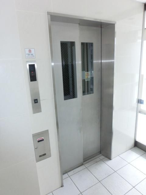 その他設備　エレベーター