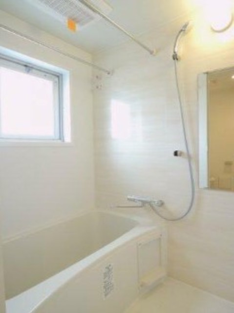 バス・シャワールーム　別部屋参考写真