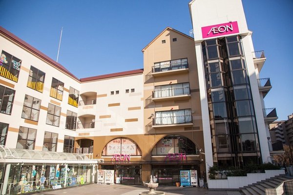 ショッピングセンター　イオン本牧店（ショッピングセンター）まで200m