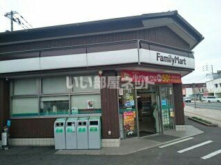 コンビニ　ファミリーマート武雄温泉駅前通り店（コンビニ）まで721m
