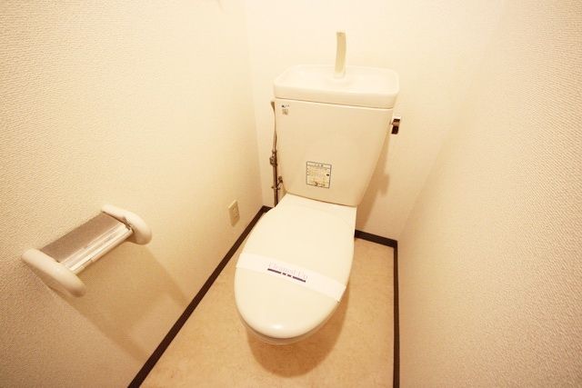 トイレ　※別室参考写真です