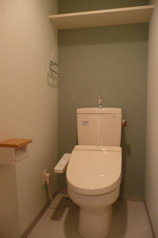 トイレ　落ち着いたトイレです