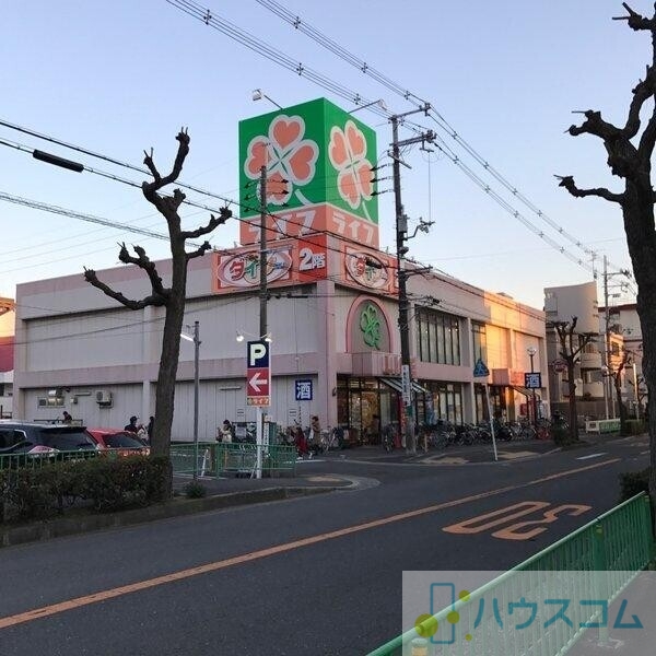 スーパー　ライフ茨木小川店（スーパー）まで733m