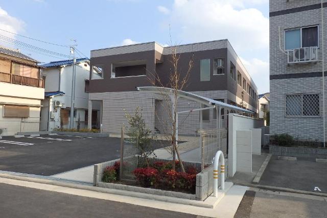 建物外観　外観写真（昼）