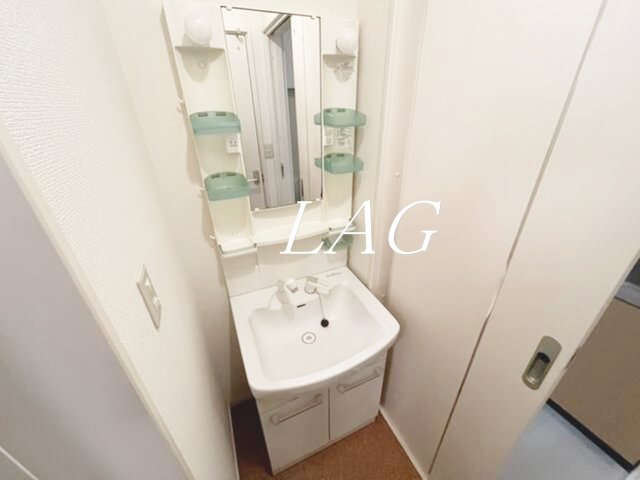 洗面設備　洗面台です。