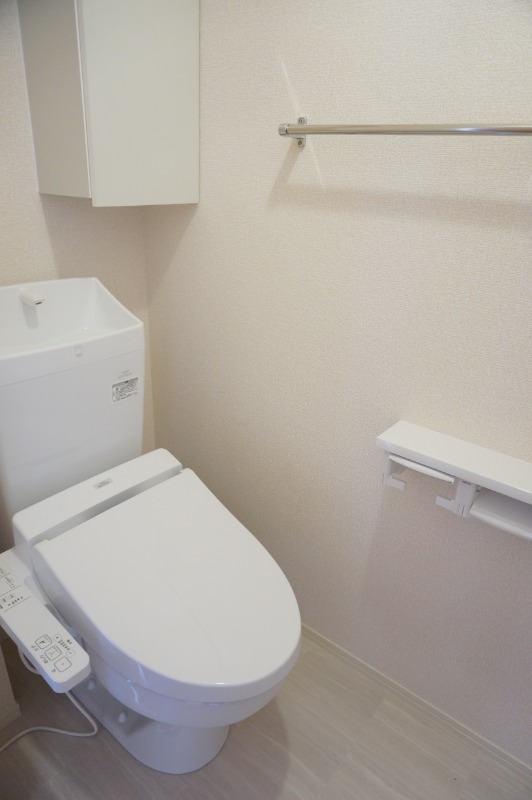 トイレ　図面と現状に相違がある場合には現状を優先