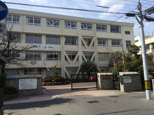 中学校　広島市立観音中学校（中学校）まで1012m