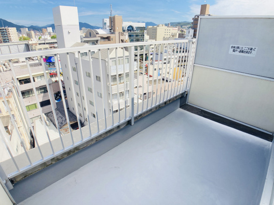バルコニー　※別部屋の写真です