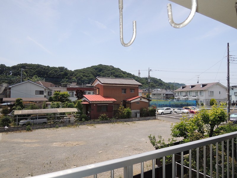 バルコニー　日当たりの良いベランダ（他室参照）