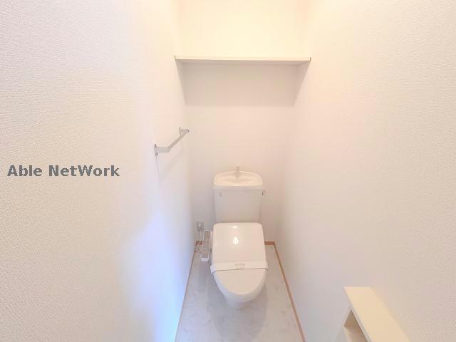 ＪＲ宇都宮線 古河駅 徒歩20分 2階建 築20年のトイレ写真