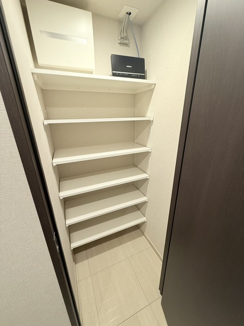 収納　シューズボックス