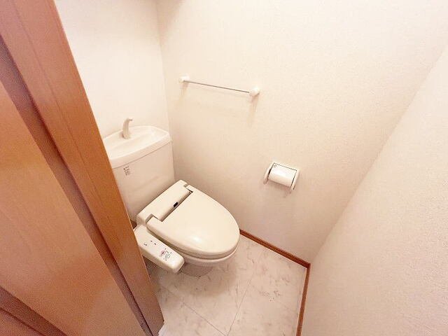 クレメントAのトイレ写真