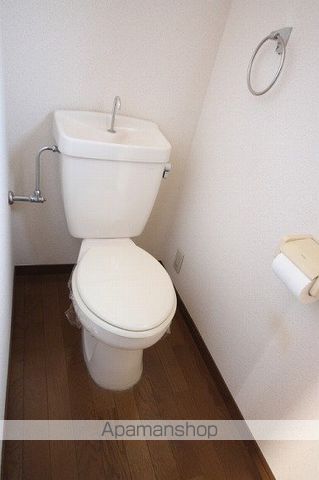 名鉄犬山線 岩倉駅 徒歩44分 2階建 築29年のトイレ写真