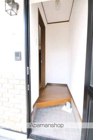 名鉄犬山線 岩倉駅 徒歩44分 2階建 築29年の玄関写真