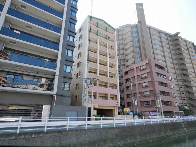西鉄天神大牟田線 薬院駅 徒歩5分 築24年