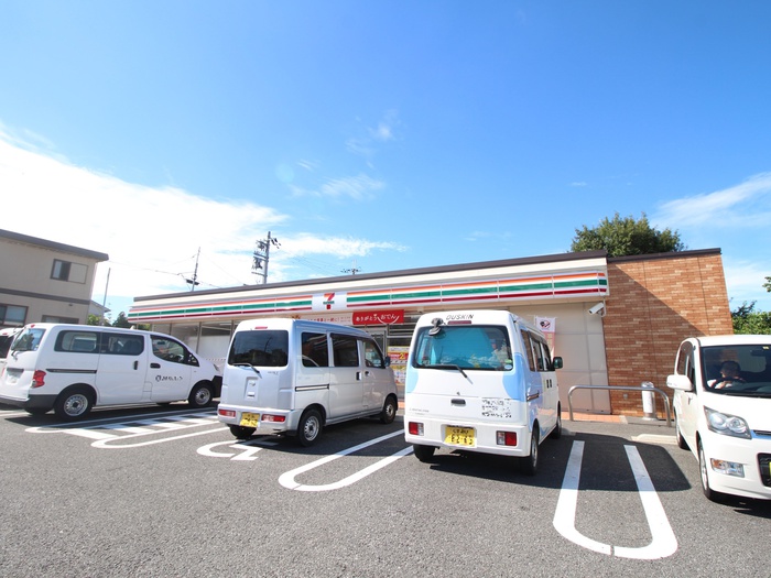 コンビニ　セブンイレブン（コンビニ）まで1000m
