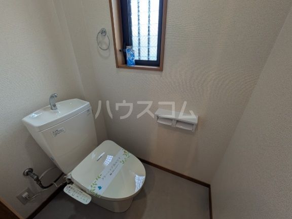 西区枇杷島1丁目戸建のトイレ写真