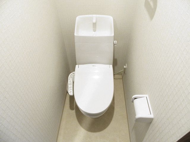 FreeDomresidenceのトイレ写真
