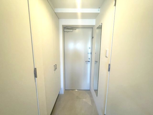 阪急神戸線 十三駅 徒歩5分 13階建 築3年の玄関写真