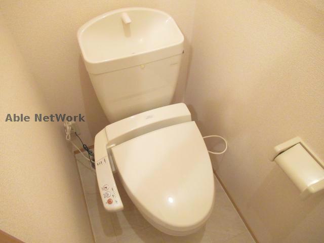 トイレ　※同物件別部屋反転タイプ