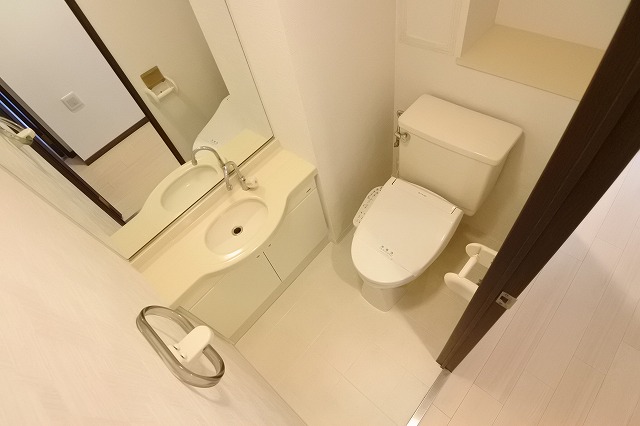 アーデンコート住吉川のトイレ写真