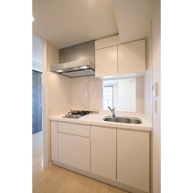 キッチン　写真は同タイプ住居です。