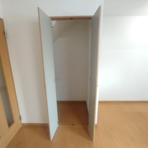 東町グレイスタウンAの内装写真