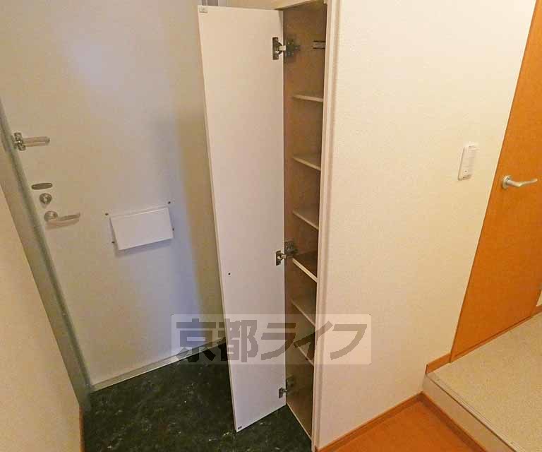 収納　靴箱です。