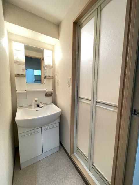 洗面設備　※別部屋参考写真