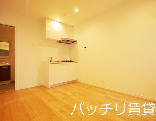 キッチン　※別号室イメージの為、現状を優先致します