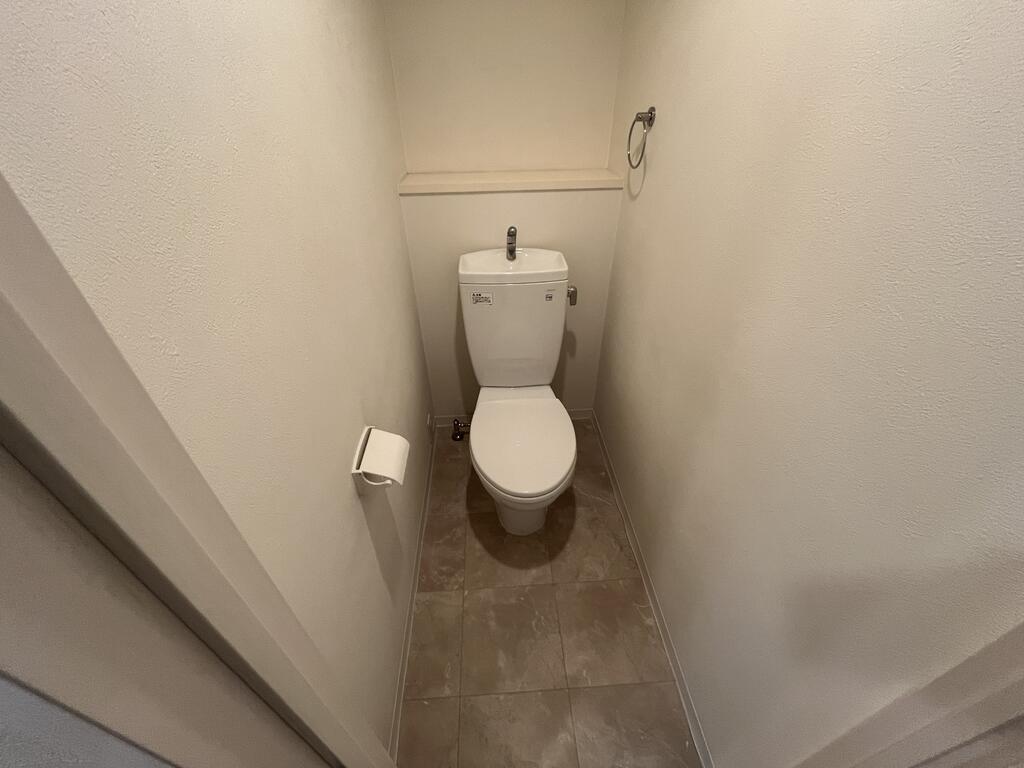 ブランローズのトイレ写真