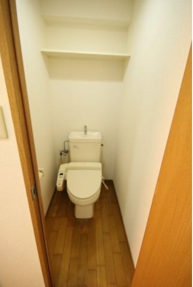 東京メトロ東西線 早稲田駅 徒歩8分 11階建 築27年のトイレ写真